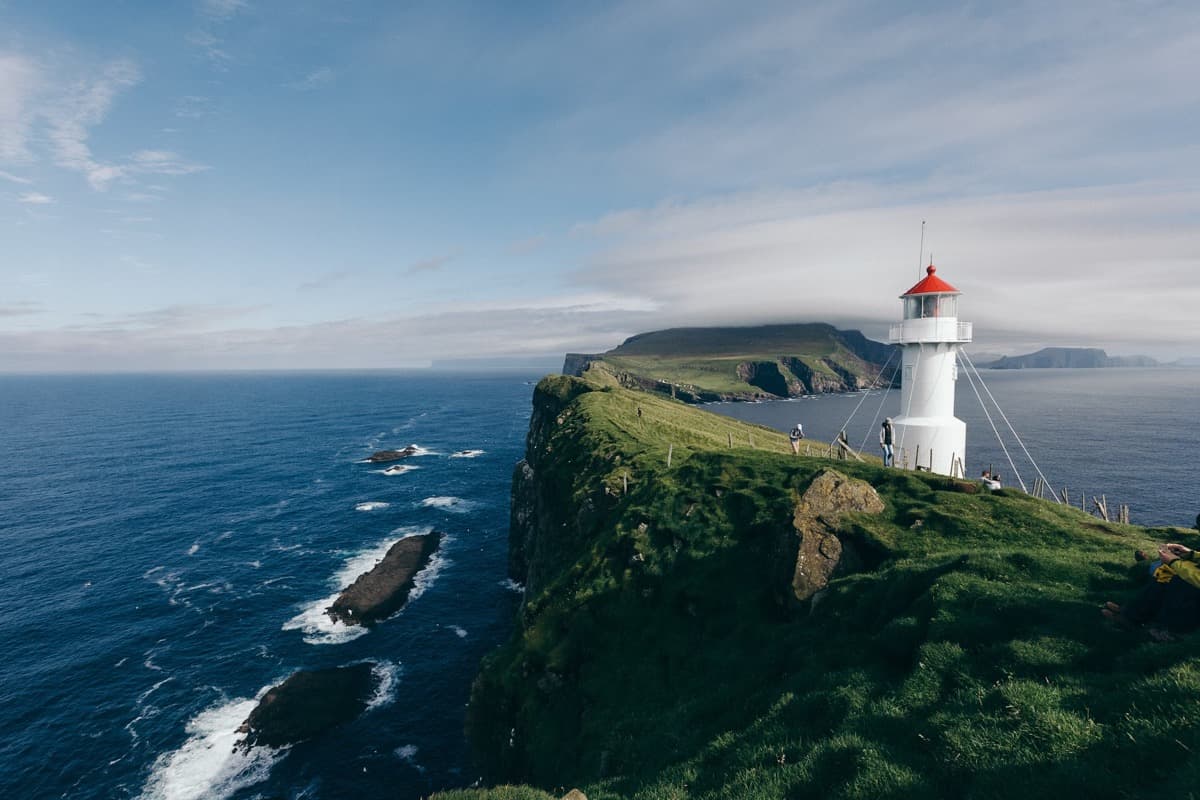 photo d'illustration de l'île de Mykines et ses oiseaux marins
