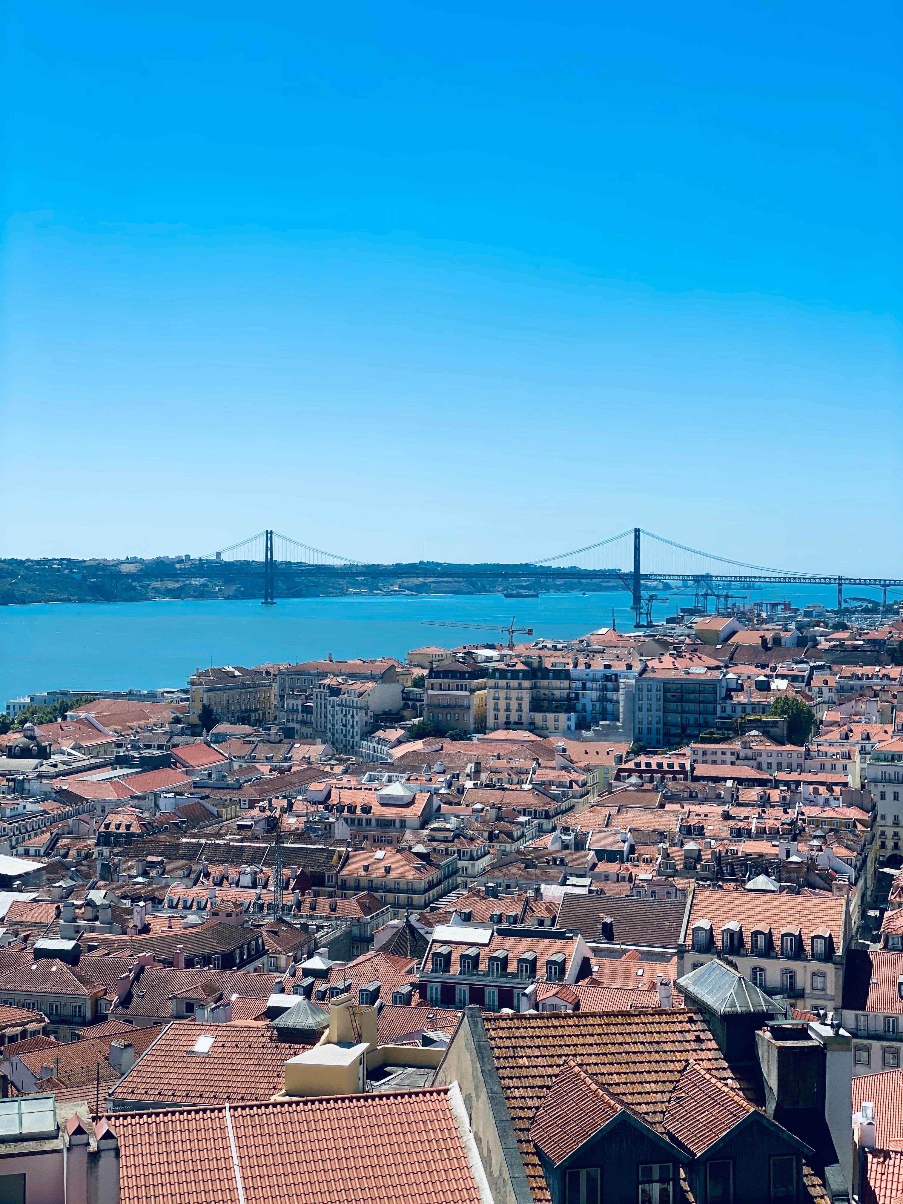 photo d'illustration des toits de Lisbonne